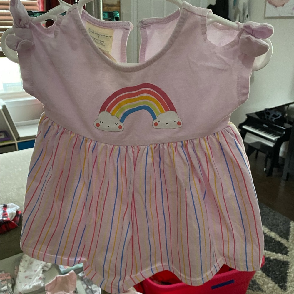 NWOT 6-9 month baby girl dress. Perfect for Easter, Spring and all summer